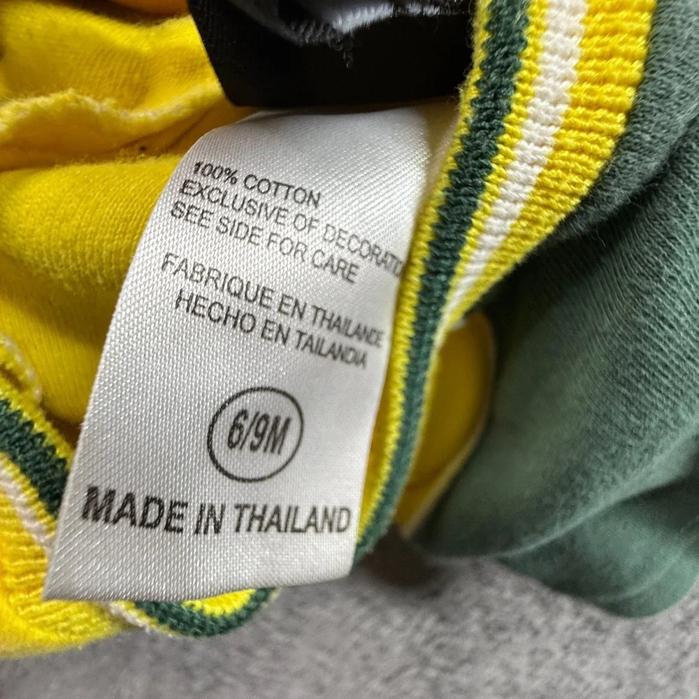 Nike Team Oregon Ducks Baby Bib Bodysuit Yellow Green 6/9M NCAA
